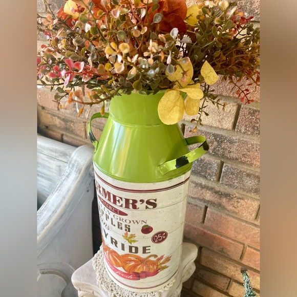 *Harvest Metal Milk Can Green - Picture 10 of 11
